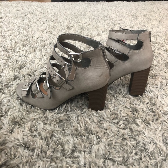 NWT- Open-toed Strap Heel from T.J. MAXX - Picture 3 of 3